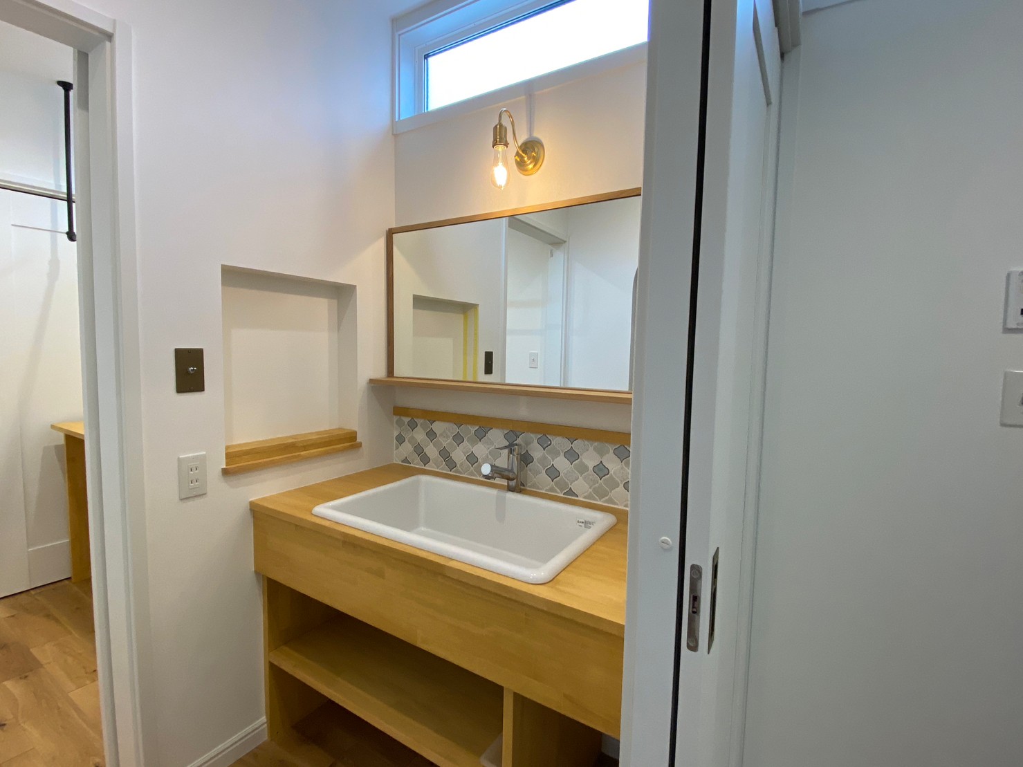 ２階建てサーファーズハウス