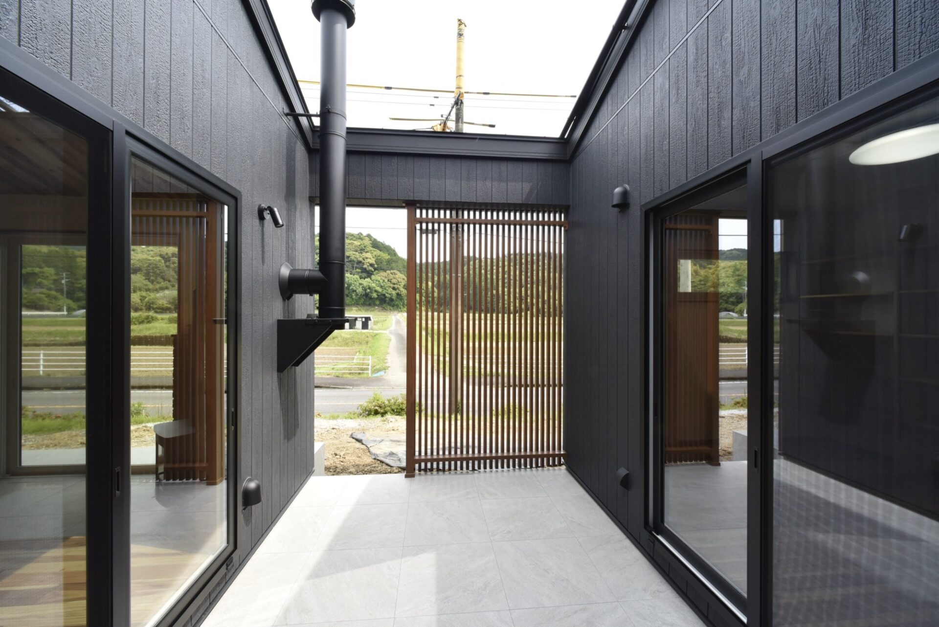 薪ストーブのある和モダンな平屋