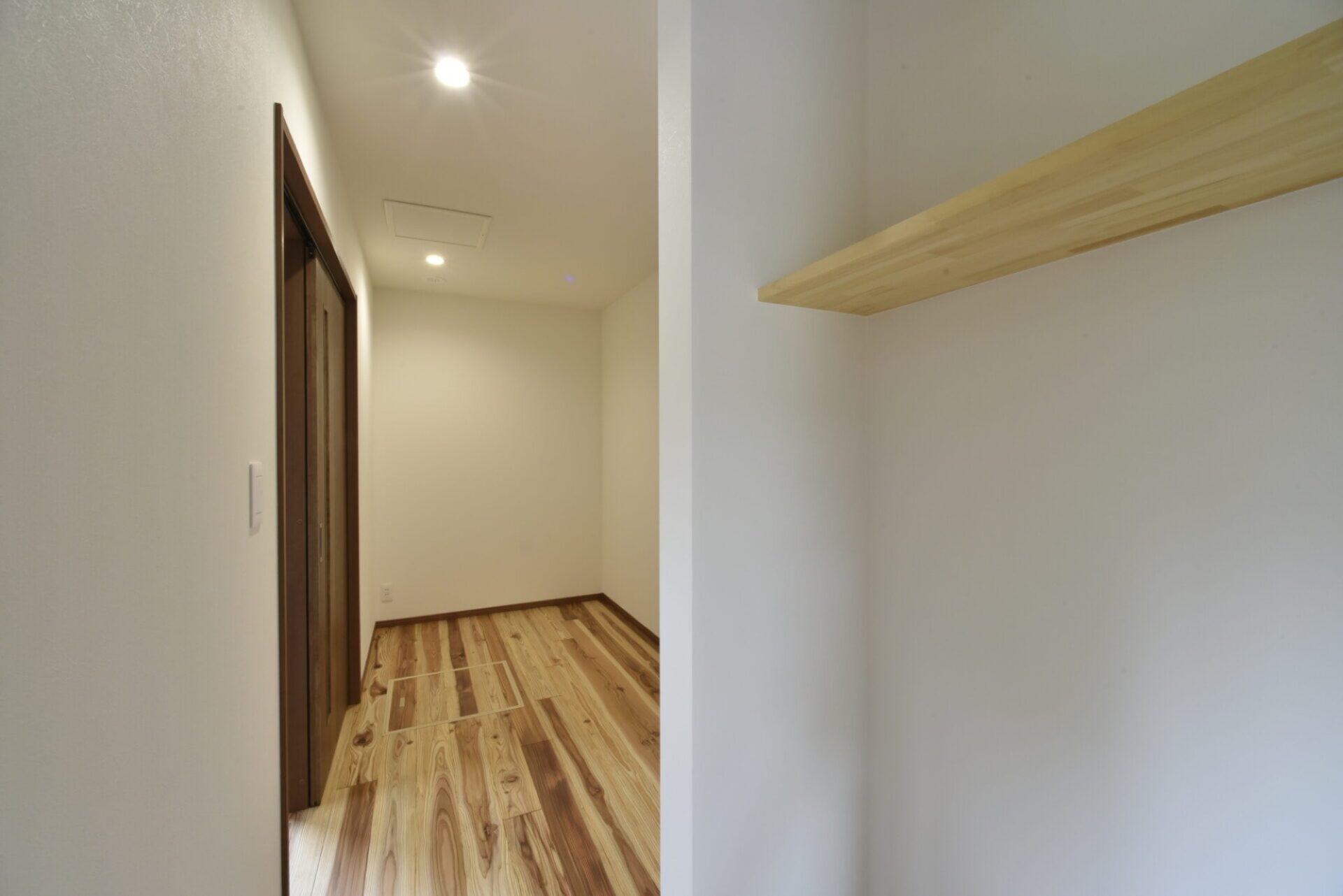 薪ストーブのある和モダンな平屋