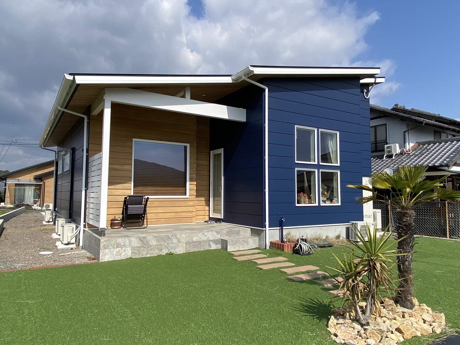 団らんとプライベート、どちらも大切にするシンプルモダンな平屋