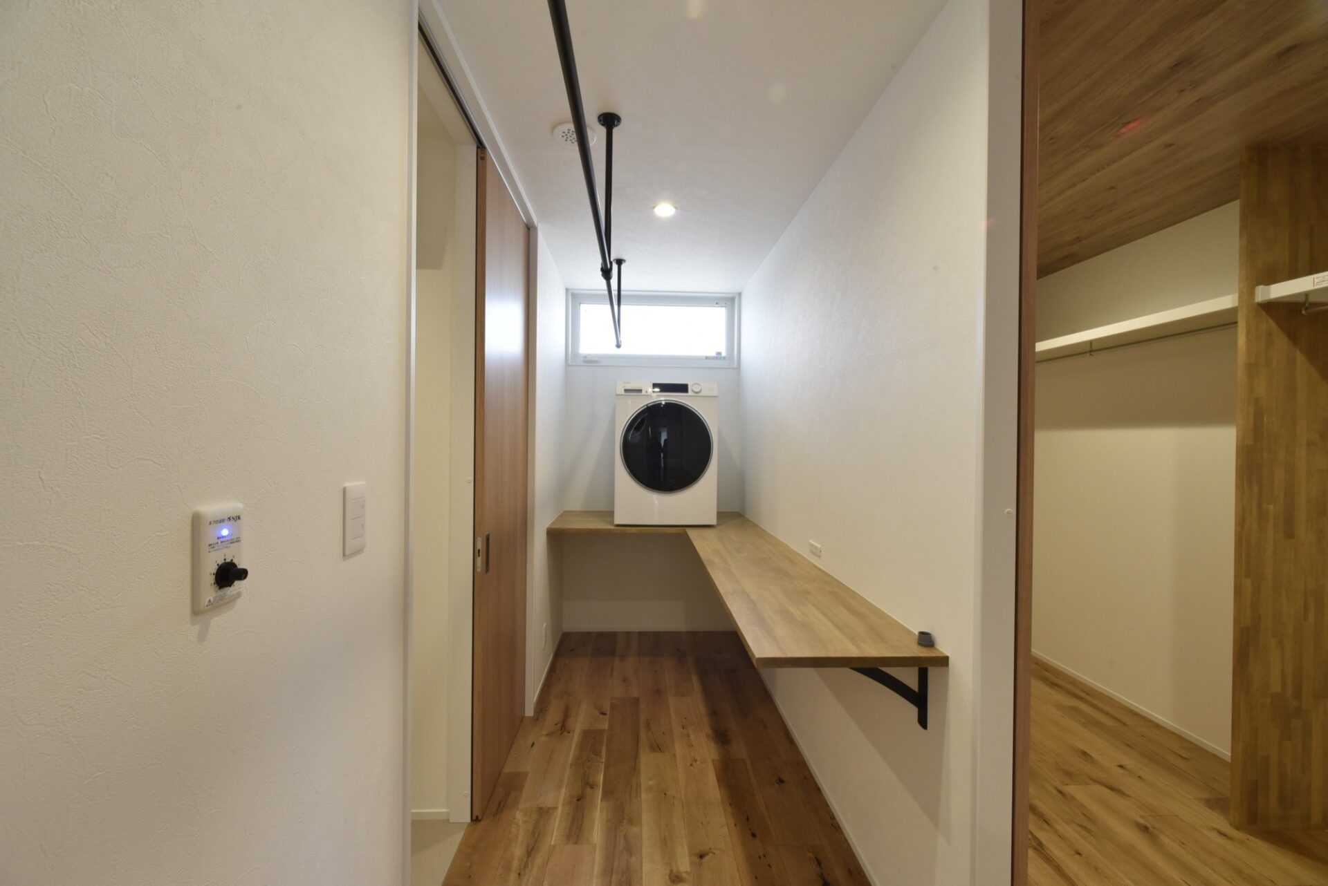 木が映える和モダンな平屋の住まい