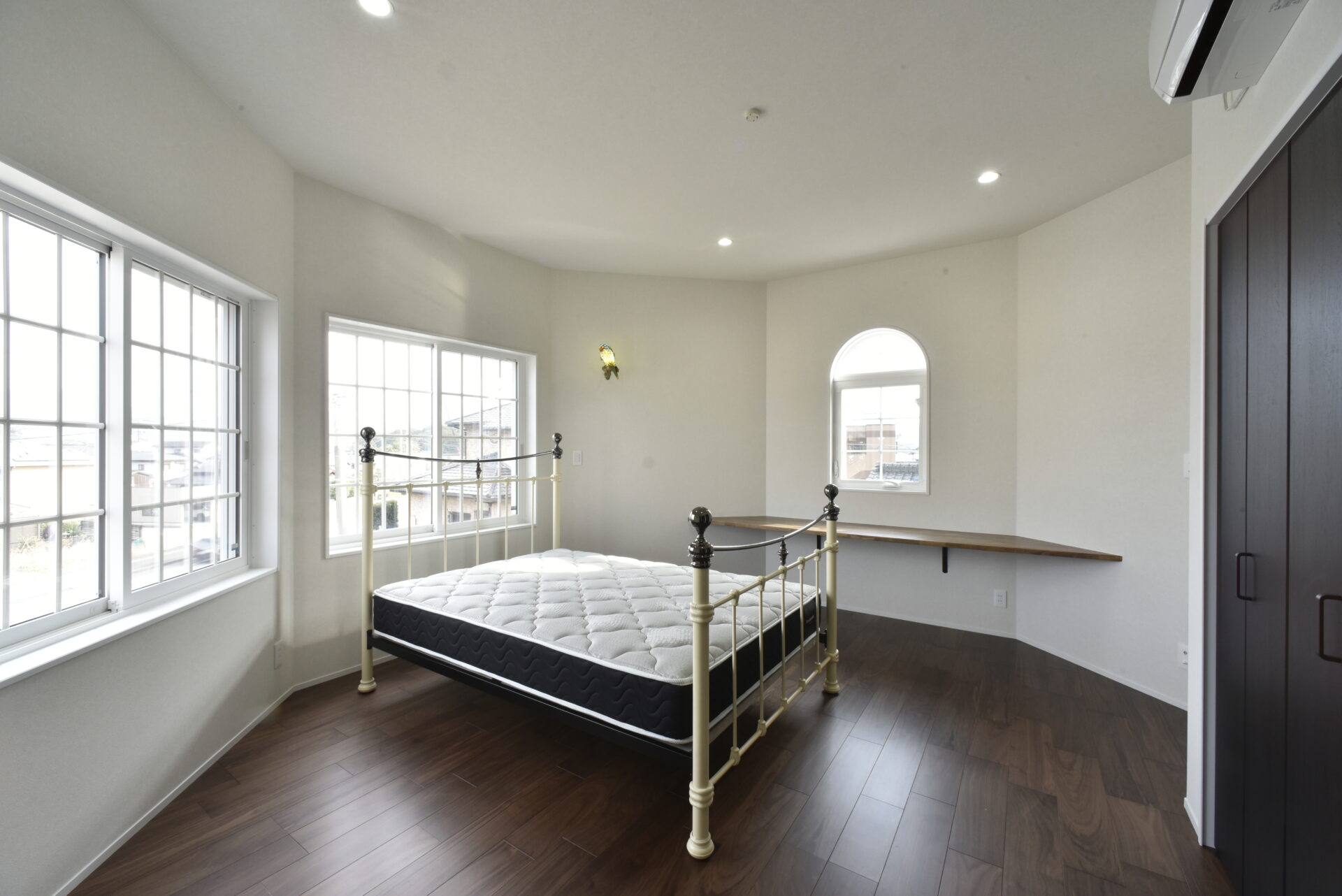 八角形のレンガハウス