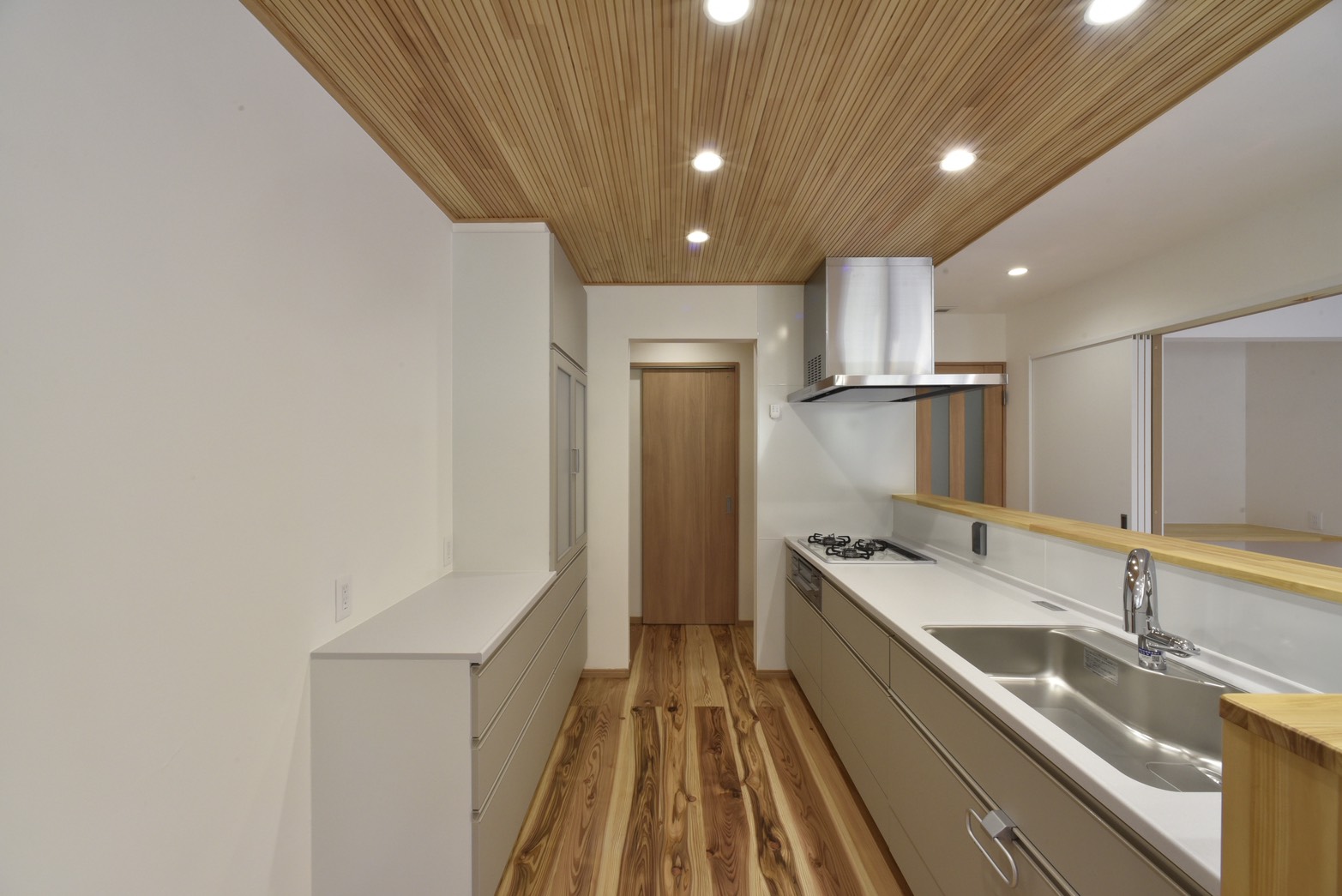 自然とつながる和モダンの家