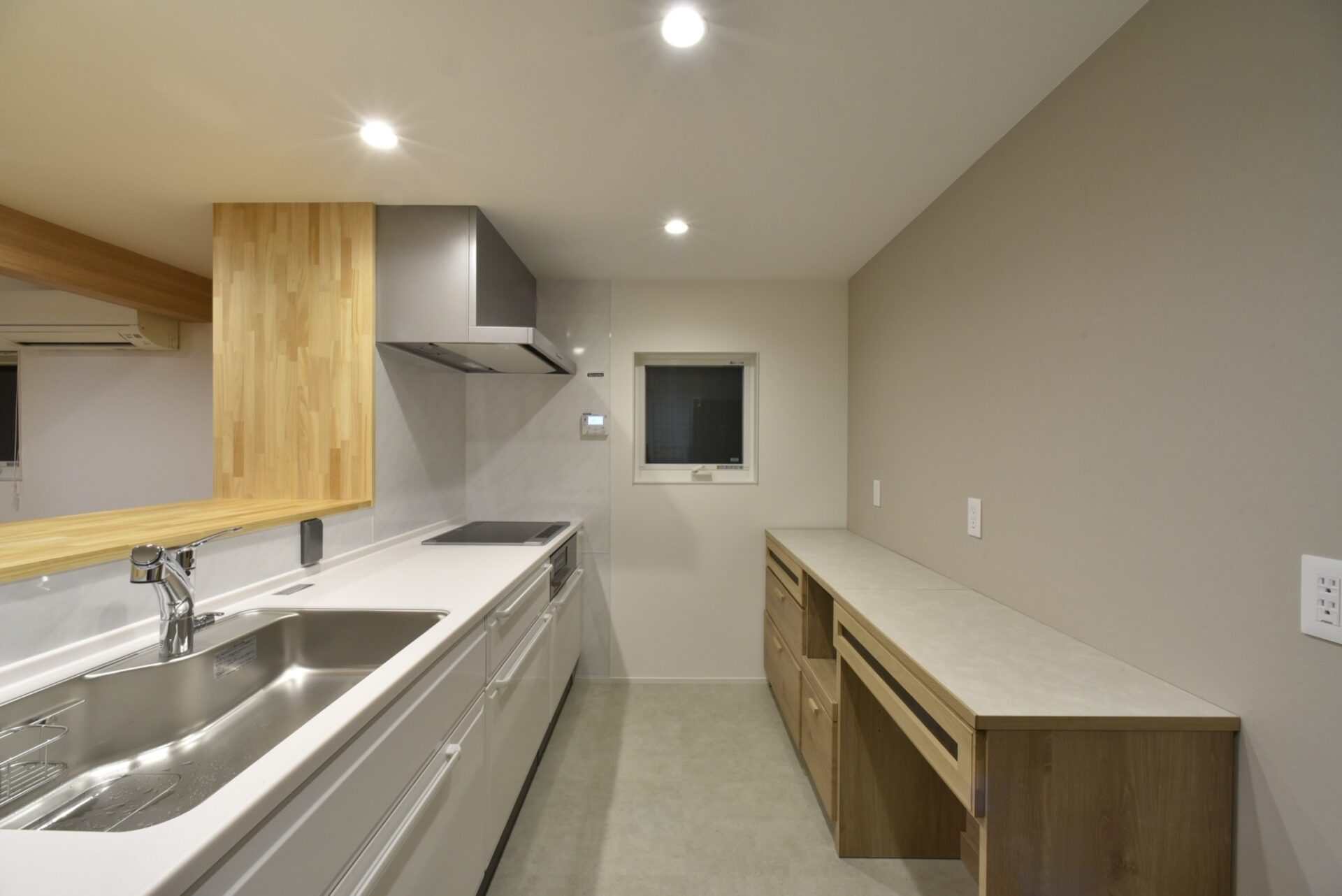 事務所から住まいへ。間取りも暮らしも大きく変わるフルリノベーション