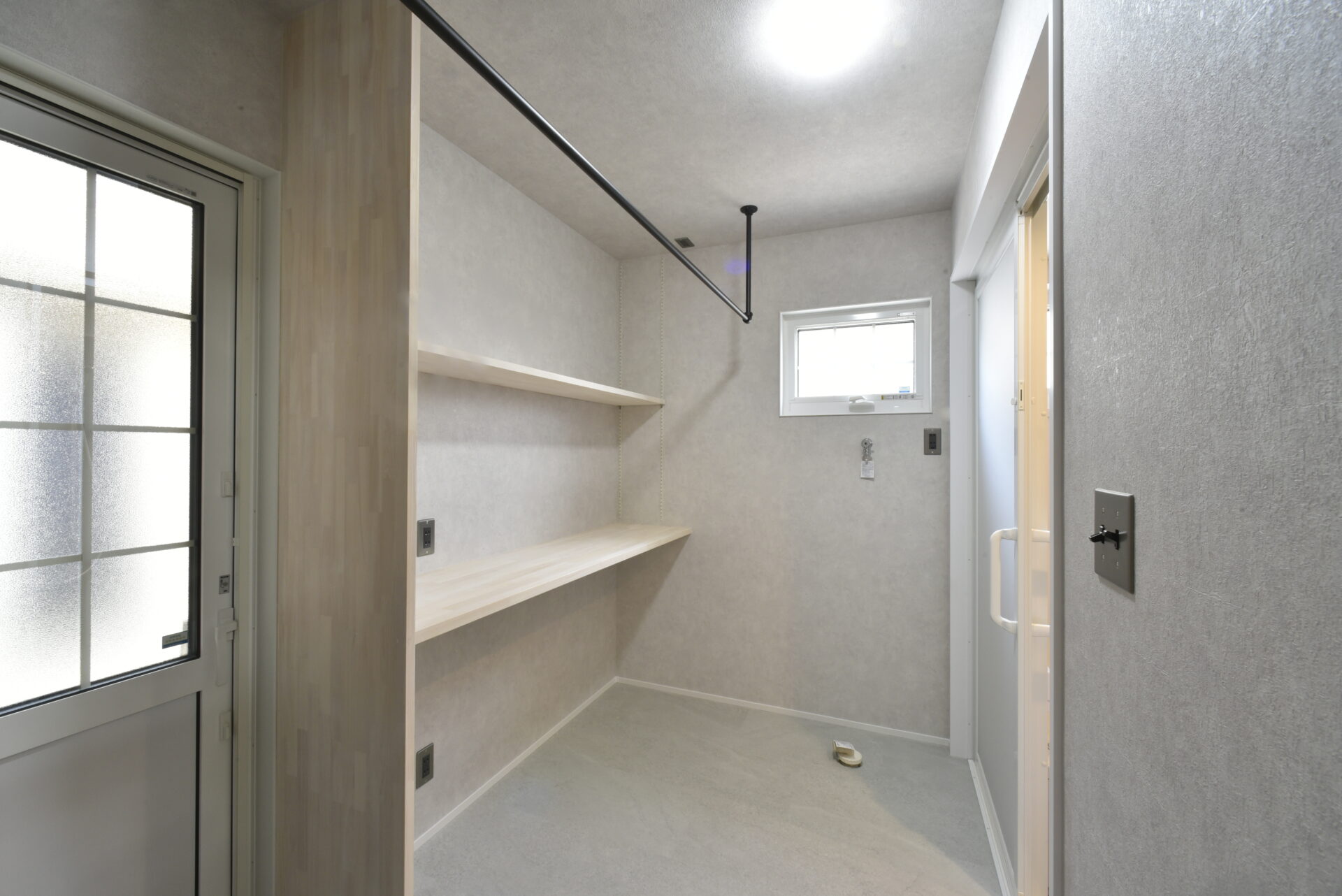 レンガの質感が映える、中庭を楽しむ平屋の住まい