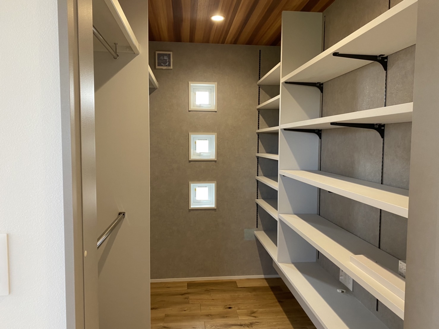 シンプルモダンで快適な平屋